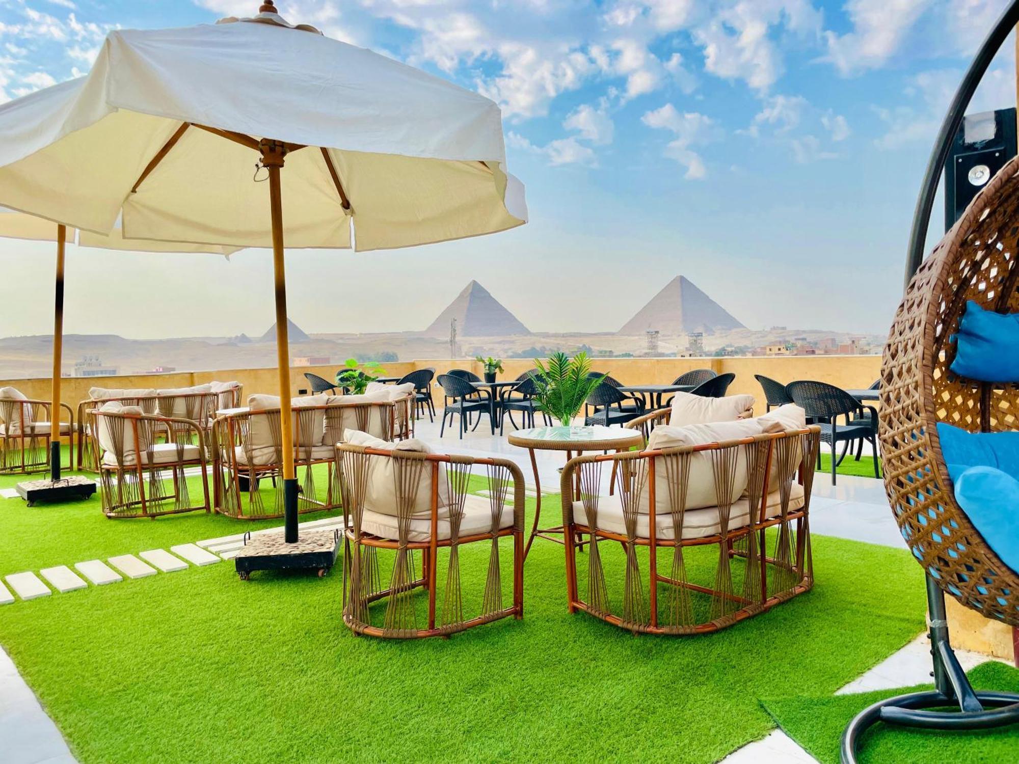 Palm Pyramids View Hotel Kafrat al Jabal Exterior photo
